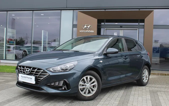 Hyundai I30 cena 78600 przebieg: 16976, rok produkcji 2022 z Rychwał małe 254